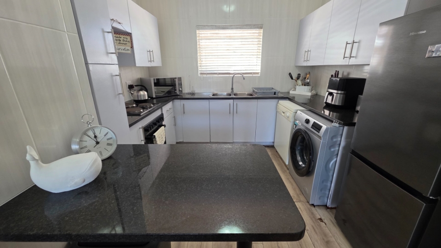 2 Bedroom Property for Sale in Diaz Beach Western Cape